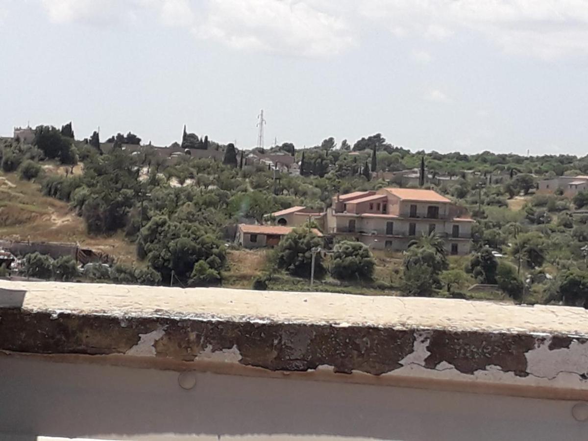 Bed and Breakfast A casa tua Noto Exterior foto
